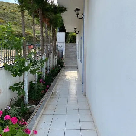 Apartment Megisti